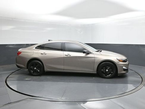 Used 2022 Chevrolet Malibu LS image 15
