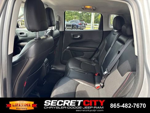 Used 2021 Jeep Compass Trailhawk AWD/4WD image 18