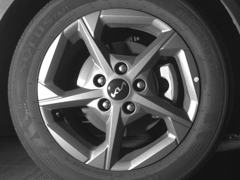 Used 2025 Kia K4 LXS image 13