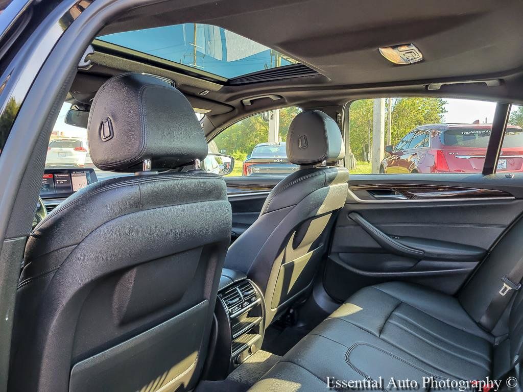 Used 2019 BMW 530i xDrive AWD/4WD image 13