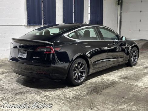 Used 2018 Tesla Model 3 Long Range image 6