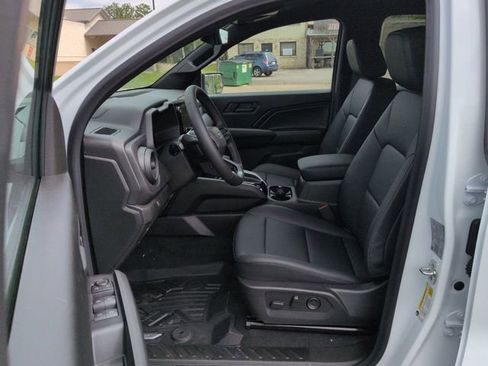 New 2026 Chevrolet Colorado Trail Boss AWD/4WD image 17