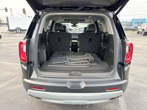 Used 2023 GMC Acadia SLT w/ Preferred Package AWD/4WD image 25