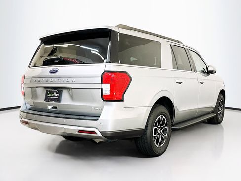 Used 2024 Ford Expedition Max XLT image 9