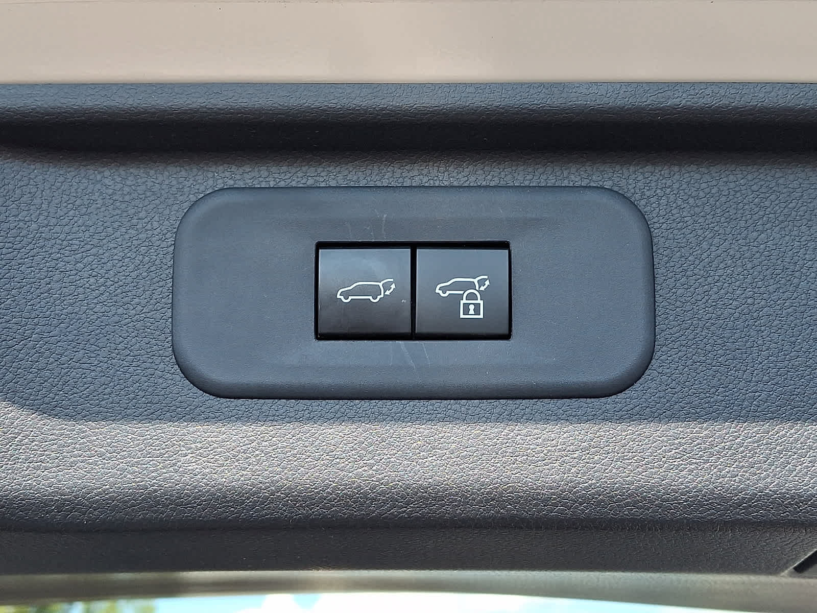 Certified 2024 Toyota Grand Highlander AWD image 35