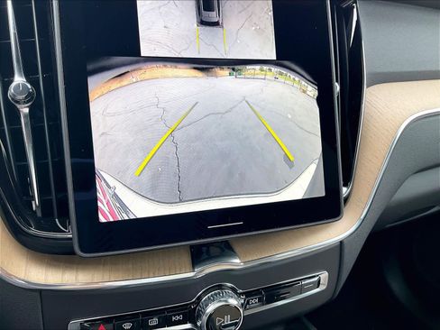 New 2026 Volvo XC60 B5 Plus w/ Climate Package AWD/4WD image 20