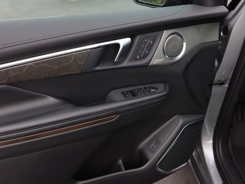 New 2026 Buick Enclave Avenir w/ Super Cruise Package image 16