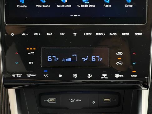 Used 2022 Hyundai Tucson Limited AWD/4WD image 32