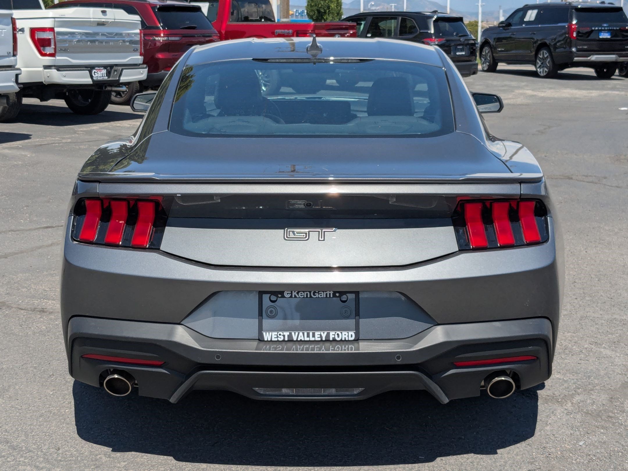 Used 2025 Ford Mustang GT Premium RWD image 5