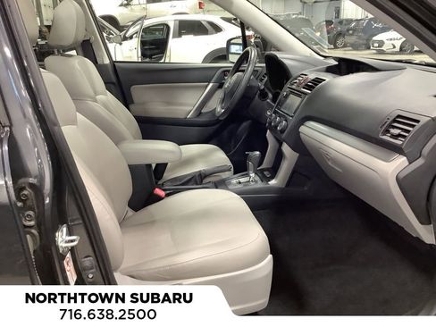 Used 2015 Subaru Forester 2.5i Limited image 20