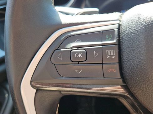 Used 2023 Jeep Grand Cherokee Laredo w/ Luxury Tech Group I AWD/4WD image 22