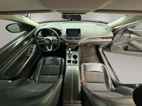 Used 2021 Nissan Altima 2.5 SR FWD image 14
