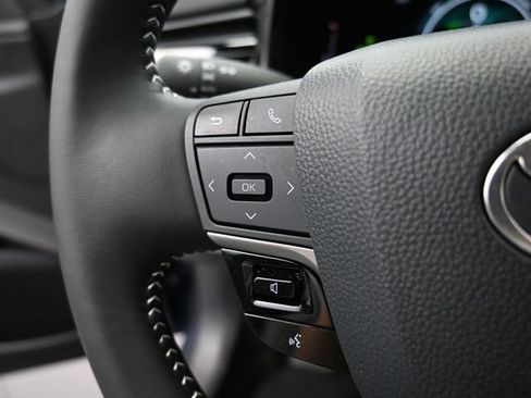 Certified 2026 Toyota Camry SE w/ Convenience Package image 6