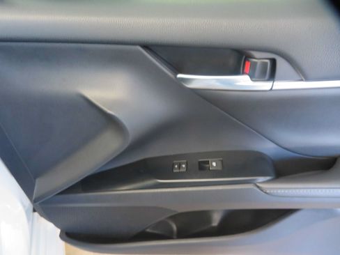 Used 2019 Toyota Camry XSE w/ Driver Assist Package FWD image 24