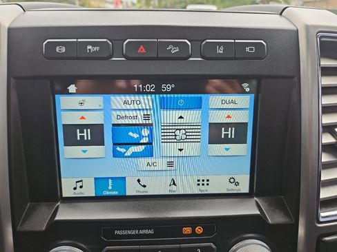 Used 2017 Ford F350 Platinum w/ Platinum Ultimate Package image 34