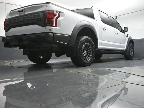 Used 2019 Ford F150 Raptor w/ Equipment Group 802A Luxury AWD/4WD image 37