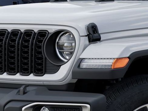 New 2026 Jeep Gladiator Sport AWD/4WD image 10