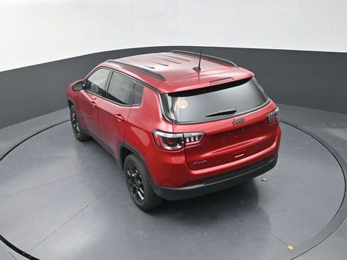 New 2026 Jeep Compass Latitude AWD/4WD image 15