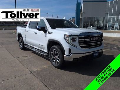 New 2026 GMC Sierra 1500 SLT w/ SLT Premium Package