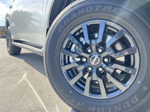 New 2026 Nissan Armada SV image 7