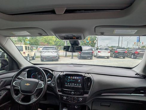 Used 2018 Chevrolet Traverse Premier w/ Redline Edition FWD image 21