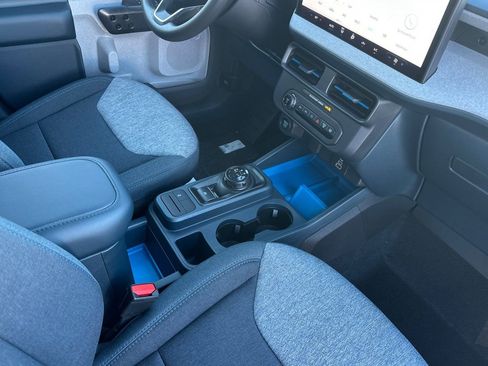 New 2026 Ford Maverick XLT image 17