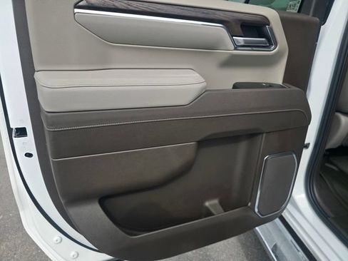 New 2026 GMC Sierra 1500 SLT AWD/4WD image 11