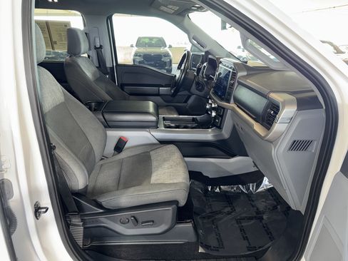 Used 2022 Ford F150 XLT w/ Equipment Group 302A High AWD/4WD image 10