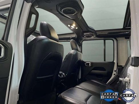 Used 2023 Jeep Wrangler Unlimited Sahara w/ Cold Weather Group image 26