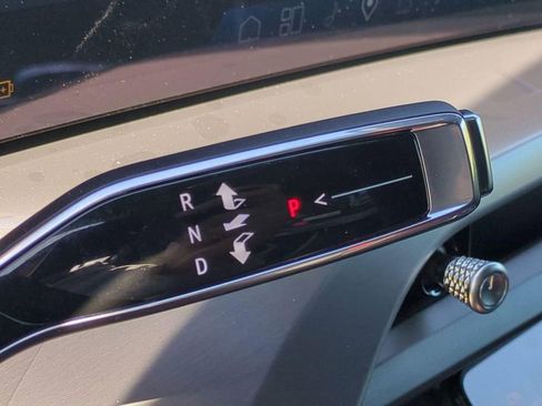 New 2026 Cadillac Vistiq Sport w/ LPO, Floor Liner Package AWD/4WD image 8