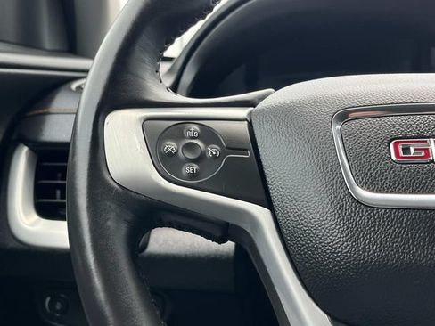 Used 2018 GMC Terrain SLE FWD image 29