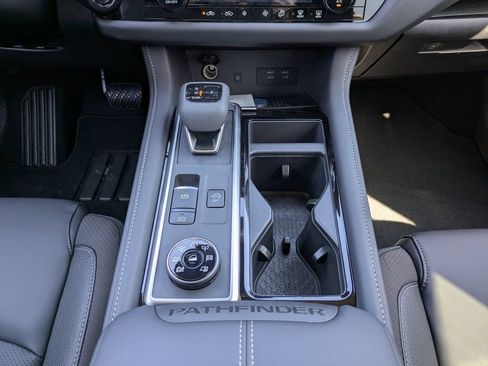 New 2026 Nissan Pathfinder SL AWD/4WD image 19
