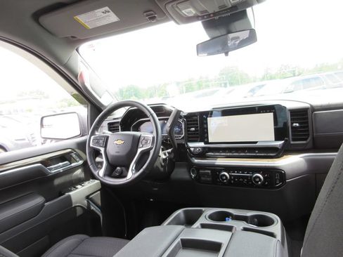 Certified 2023 Chevrolet Silverado 1500 LT AWD/4WD image 21