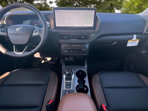 New 2025 Ford Bronco Sport Outer Banks w/ Outer Banks Tech Package+ image 5