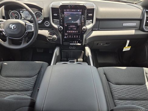 New 2026 RAM 1500 Big Horn AWD/4WD image 12