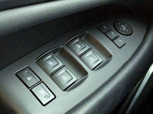 Used 2019 Cadillac Escalade 2WD image 24