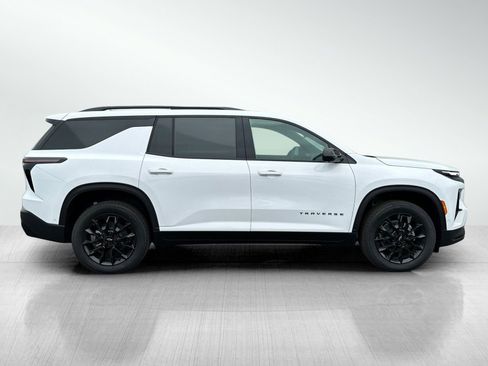 New 2025 Chevrolet Traverse LT w/ Enhanced Driving Package image 3