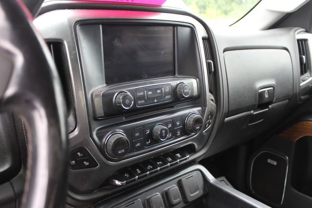 Used 2017 Chevrolet Silverado 2500 LTZ w/ Duramax Plus Package AWD/4WD image 17