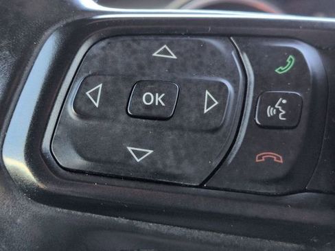 Certified 2018 Jeep Wrangler Unlimited Sport S AWD/4WD image 18