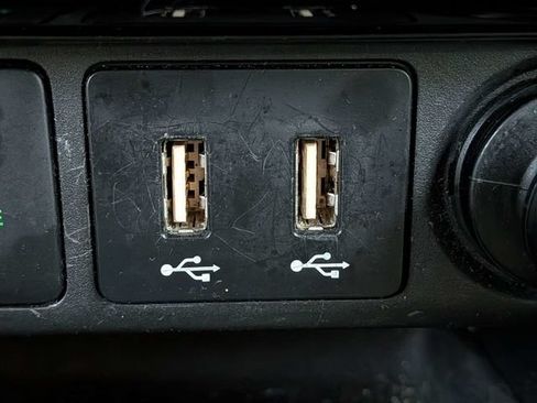 Used 2022 Mitsubishi Eclipse Cross LE FWD image 21