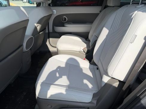 Used 2026 Hyundai Palisade SEL FWD image 10