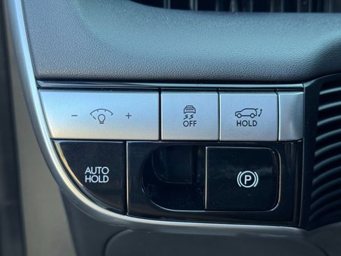 Used 2022 Hyundai Ioniq 5 SEL image 16