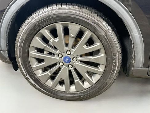 Used 2020 Ford Escape Titanium w/ Titanium Premium Package 2.0 image 34