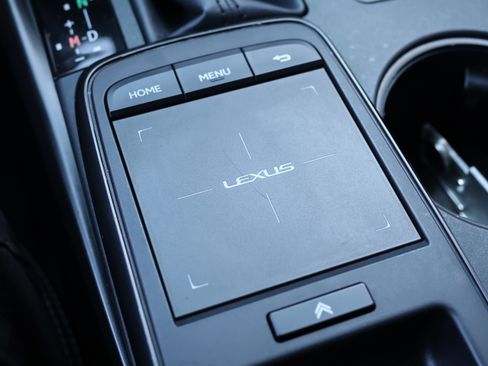 Used 2022 Lexus IS 300 image 28