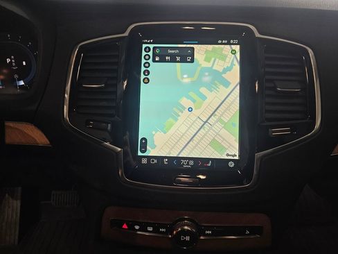 Certified 2024 Volvo XC90 B6 Plus w/ Protection Package Premier AWD/4WD image 23