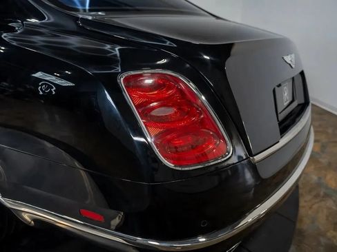Used 2011 Bentley Mulsanne RWD image 13