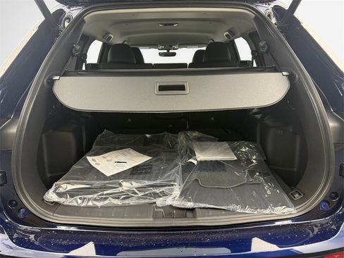 New 2025 Mitsubishi Outlander SE image 23