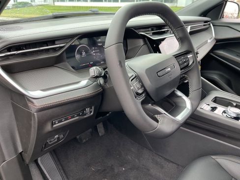 New 2026 Jeep Cherokee Overland image 29