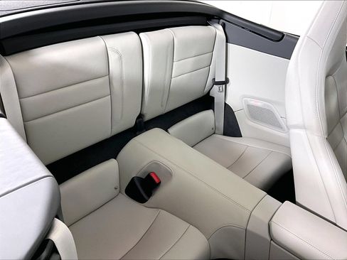 Certified 2022 Porsche 911 Carrera RWD image 23