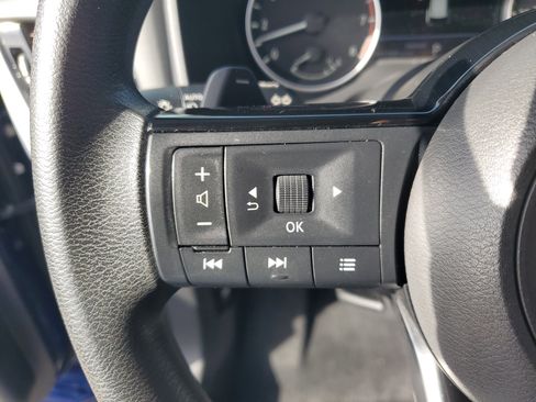 Certified 2021 Nissan Rogue SV image 18